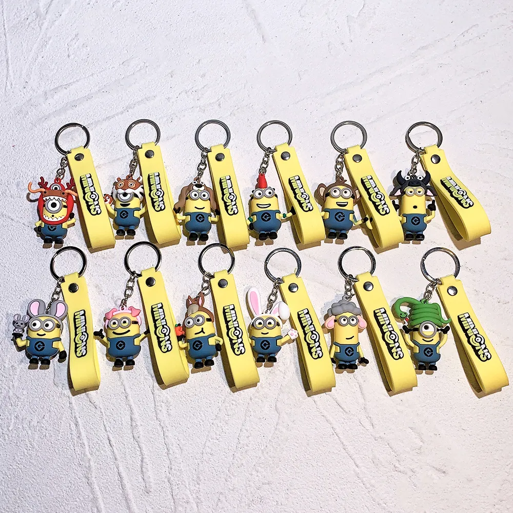 Cartoon anime twaalf dierenriemsleutelhangers, prachtige beeldjes, schattige drop -lijmauto -accessoires groothandel