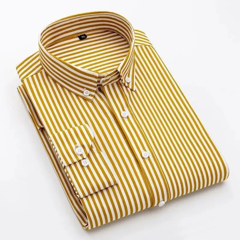 Spring et automne à manches longues Slim Fit mince Business Casual Stripe Polo Collar Panel Bouton Pocket Oversize Mens Shirt 240412