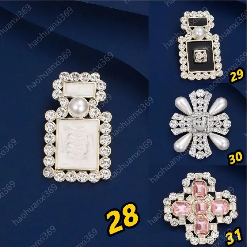 Com box bounha designer de garrafas de broche C-letter Pins Brooches Mulheres Luxo Faculdade de Casamento Elegante Jewerlry Acessórios Presentes