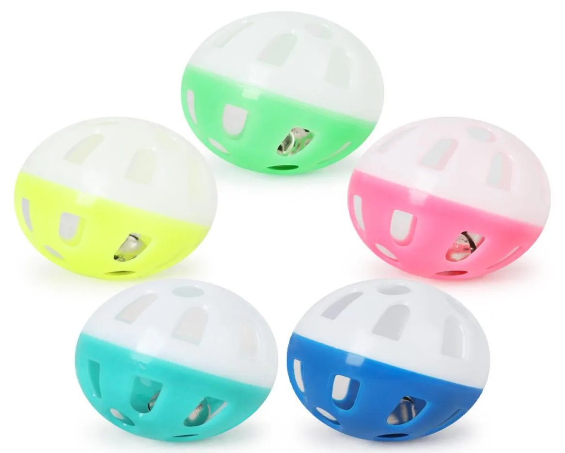 Juguetes para mascotas de plástico hueco gato colorido juguete de pelota con campana pequeña y adorable interactiva tinkle cachorro jugando6758937