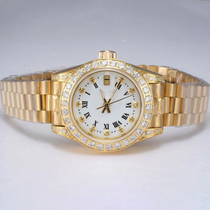 Femmes Diamond Watch Automatic Full Gold With Diamond Chizel White Dial White Lady Taille Gold Lady Watches 26 mm Designer Femmes Watchs Full Diamond Mezel Diamond Marker