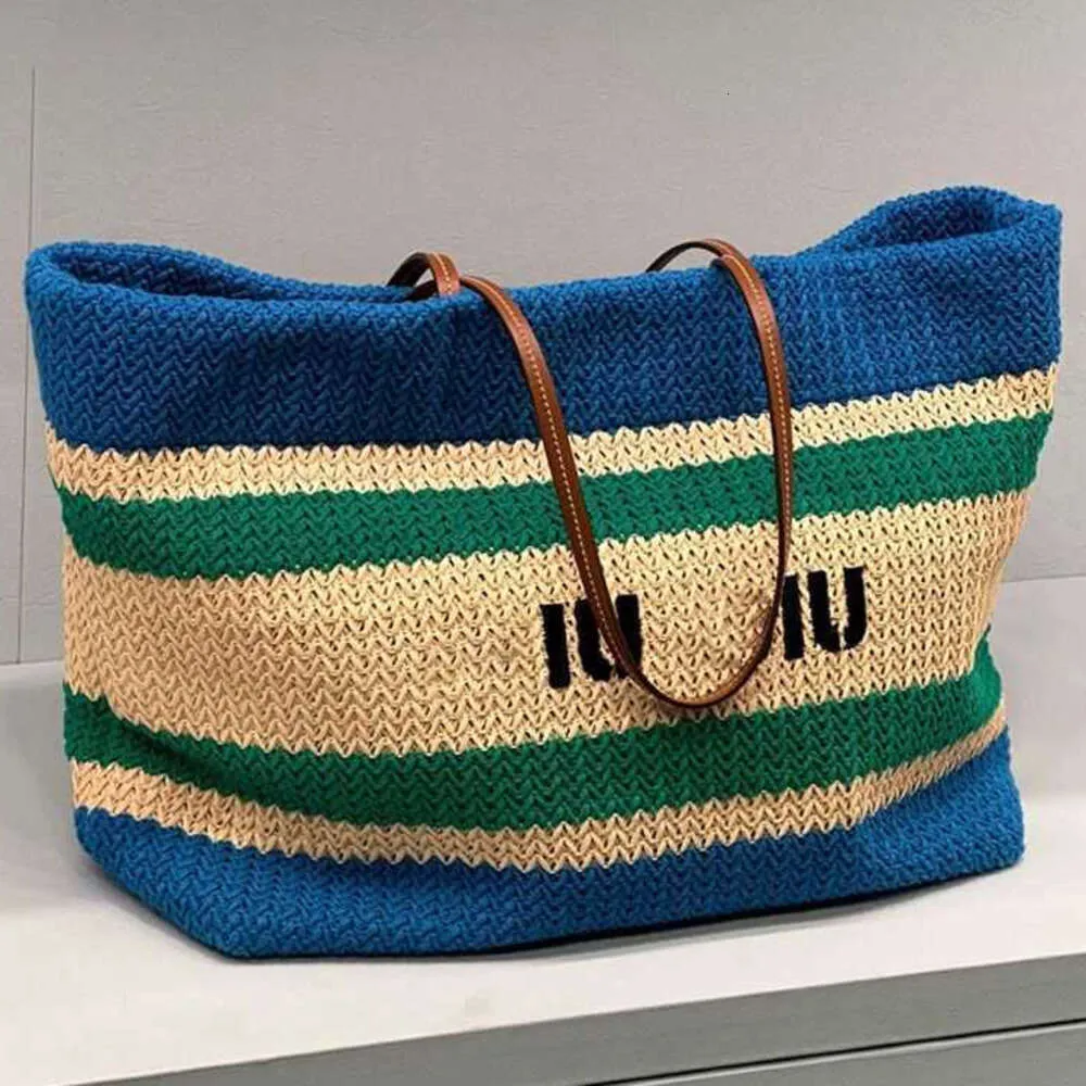 Tote Strawtas Summer Beach Travel Shopping Handtassen Designer Mand Hollow Out Woven Letter Schouder Hot Grote capaciteit Lederen handvat Casual vakantie Turnus