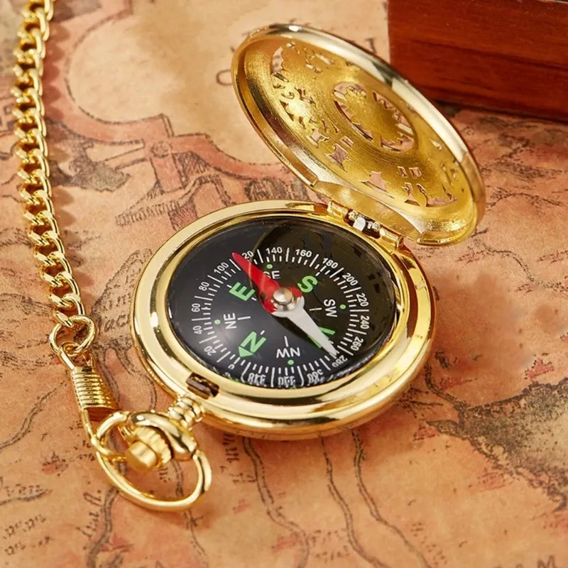 Compasse vintage Bronze Flip Compass Pocket Watch Design Outdoor Navigation Kid Gift Retro Metal Portable Compass Survival Tools