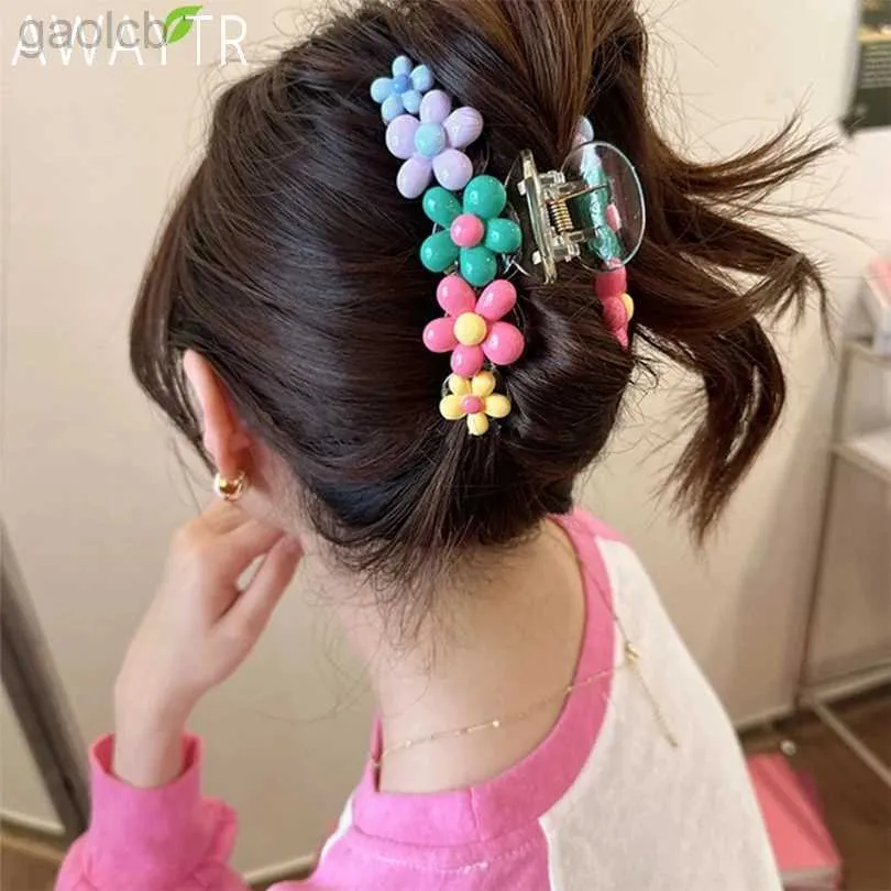 Clips de cheveux Barrettes Awaytr Corée Sweet Sweet Colorful Flower Coiffes Claws Cramps Crab Clips Hair Clairs Accessoires Hairpins Femmes Coil Crabs Claw 240426