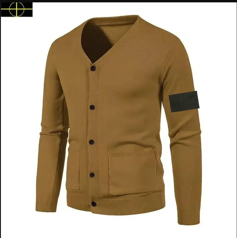 Designer di giacca di pietra maglione maschile marchiato a quadigan a maglia Pullover Casual Business Casual Business Slim Fit Slip Long Classic Lussuoso Lugo Caldo Pullover A7