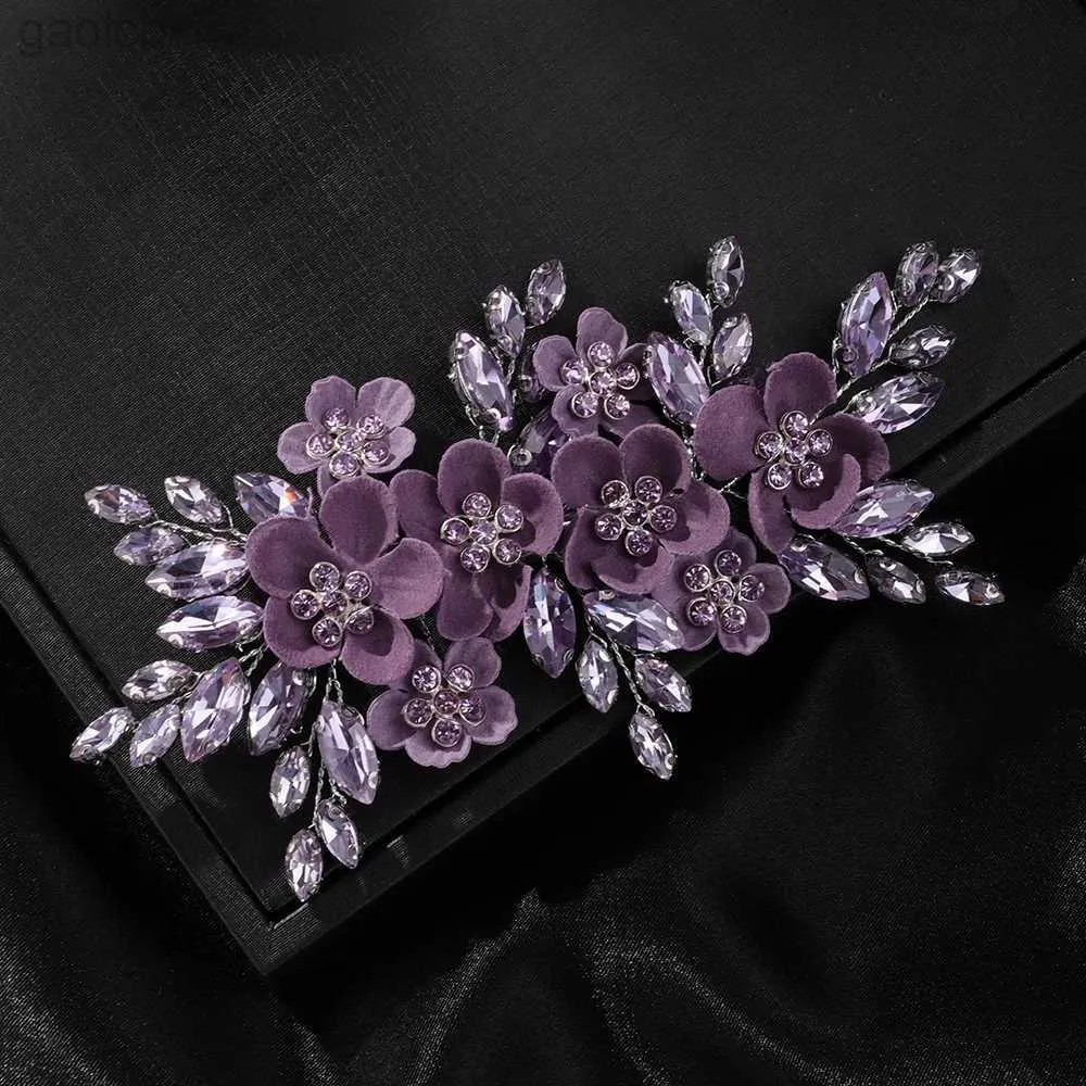 Hårklämmor Barrettes Trendy Rhinestone Flower Bridal Hair Clip Purple Wedding Hair Accessories Party Hårprydnad för kvinnor huvudbonad handgjorda tiara 240426