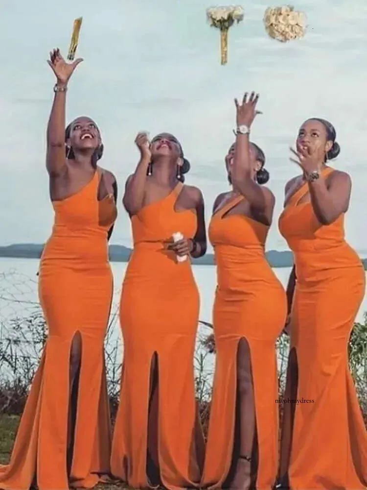 Mermaid Lang verbrande oranje bruidsmeisje jurken met gesplitste Afrikaanse zwarte meisjes gewaad Soiree de Mariage 2024
