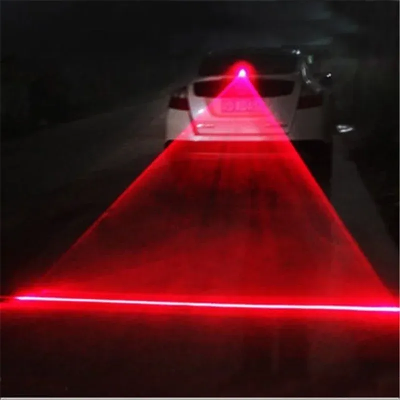 Accessoires LED LED Laser Fog Light Vehicle Anticollision Frein de carreau avertissement Frein de frein Nouveau lampe d'alarme