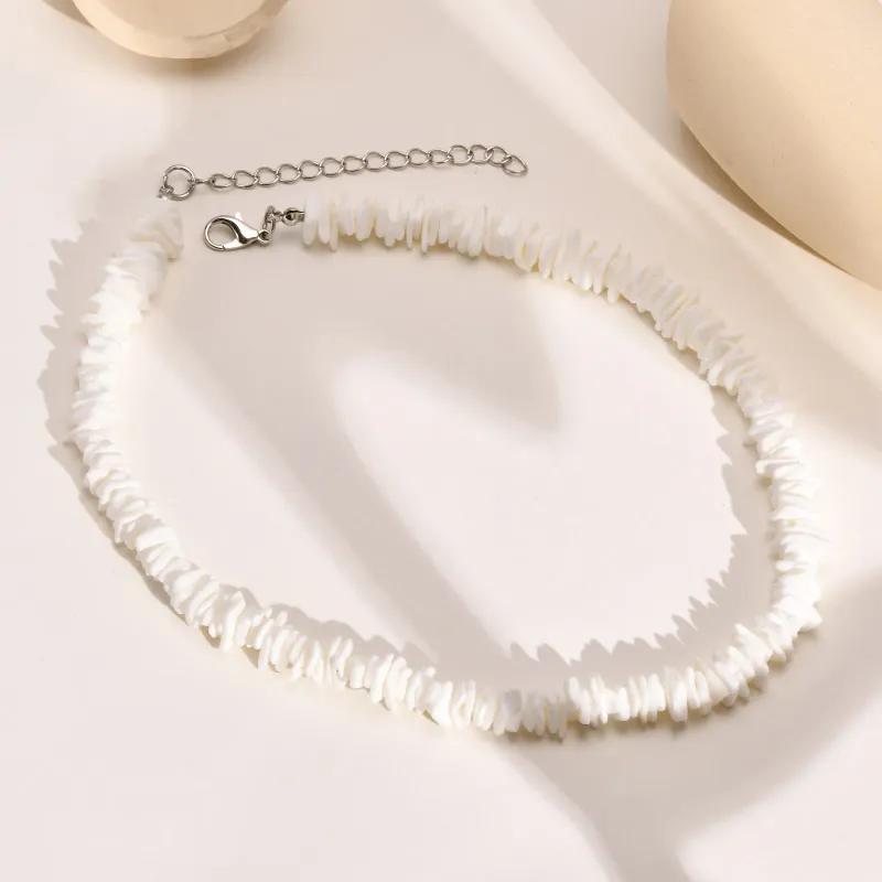 Chaines Collier de tour de cou coque à puce blanc hawaïen pour les femmes Lien de chaîne Puka