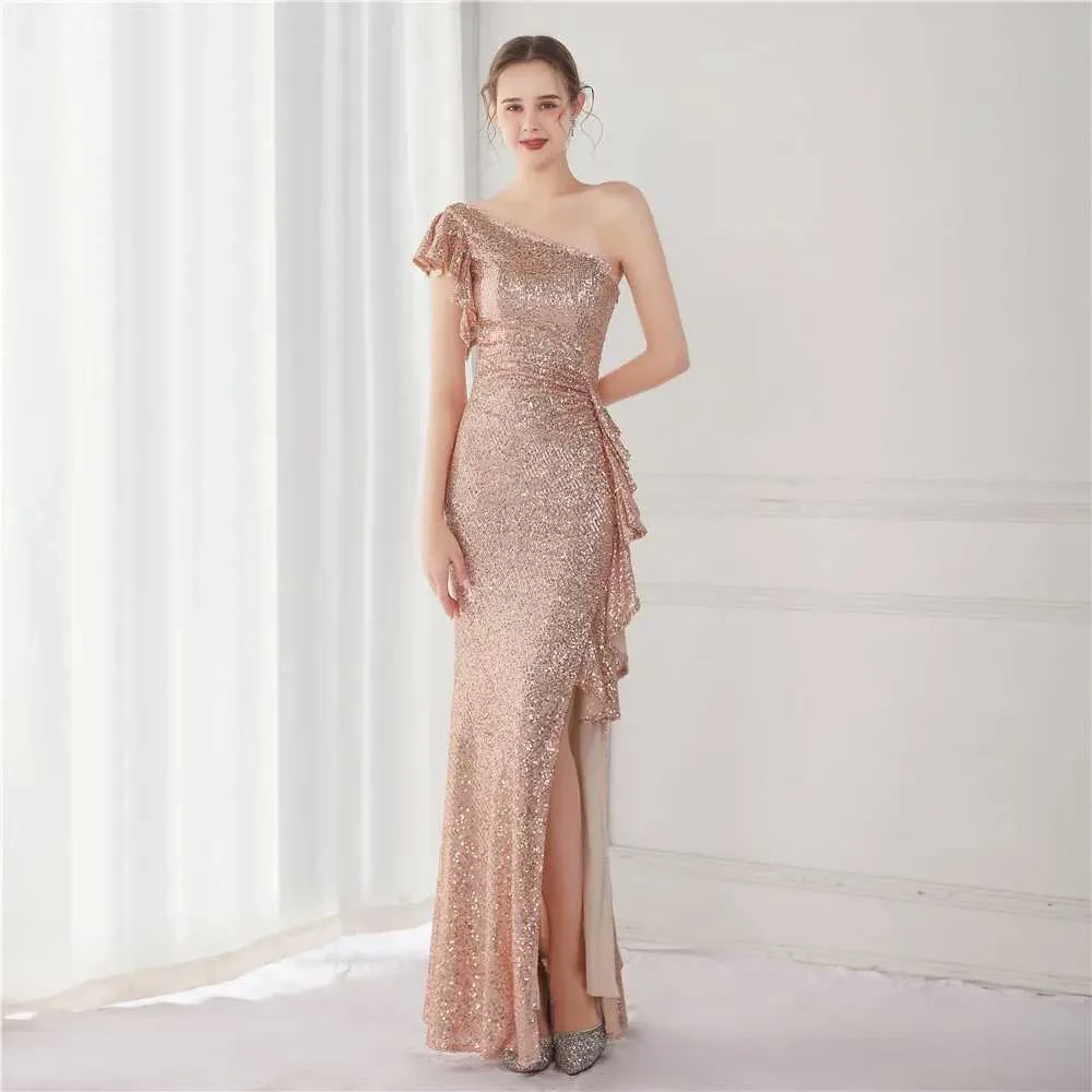 Runway Dresses Yidingzs Elegant One Shoulder Gold Sequin Dress Women Slit Evening Dress 2022 Party Maxi Dress Long Prom Dress Y240426