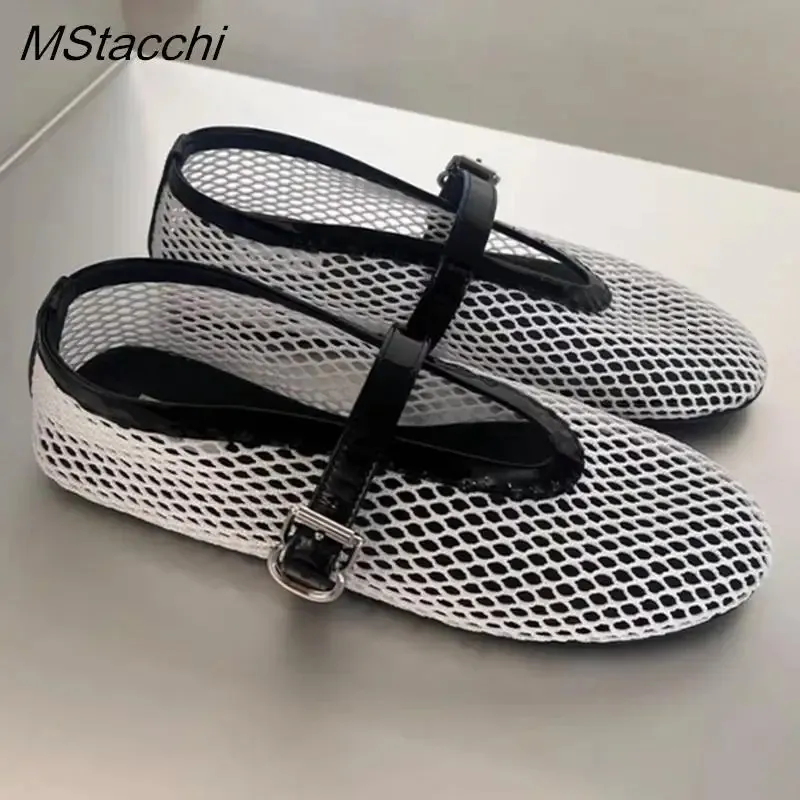 Mesh Women Ballet Falts Schuhe Sommer Luxus Sandalen Ladies Rom Freizeit runde Zehenschnalle Gurt Frauen Pumpen Schuhschuhe 240411