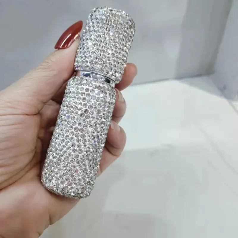 Nuevas botellas de perfume de perfume de vidrio mini de diamante portátil de 10 ml Bottada de aerosol Bottados de atomizador de contenedores cosméticos vacíos para Travelfor