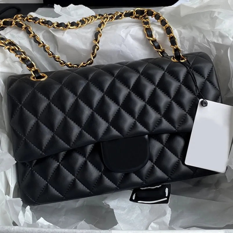 Luxe Deluxe Chain Shoulder Bag