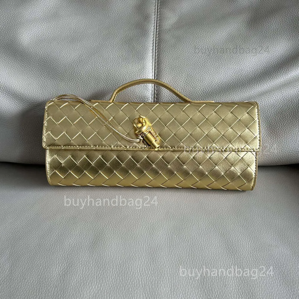 Handväska 2024 Luxury Designer Bag Style Clutch Andiamo High-End BotteAg Venetas Light Bags Leather Hand-Held Woven Womens Evening CK59