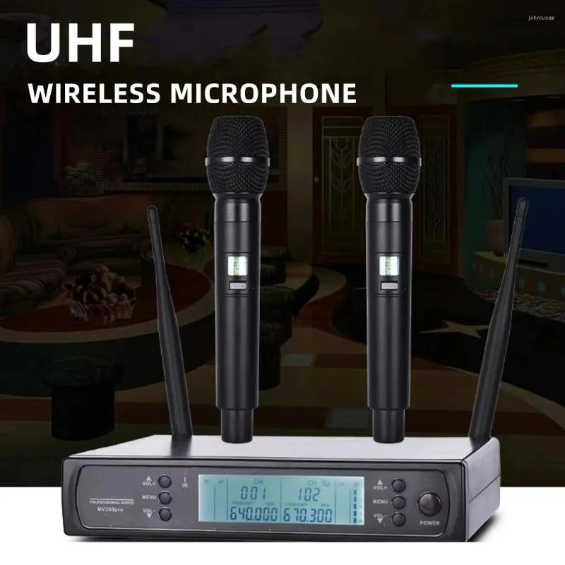 Mikrofone UHF-Mikrofon mit zweihändigen drahtlosen Mikrofon-Gesang professioneller Metallrohr für Karaoke-Auftritte der Bühnenparty