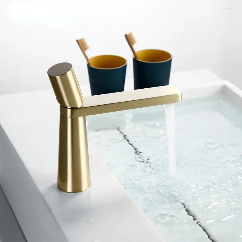 Robinets de lavabo de salle de bain poignée en laiton un trou de trou en laiton à 360 degrés de rotation de rotation bassin monté et eau froide