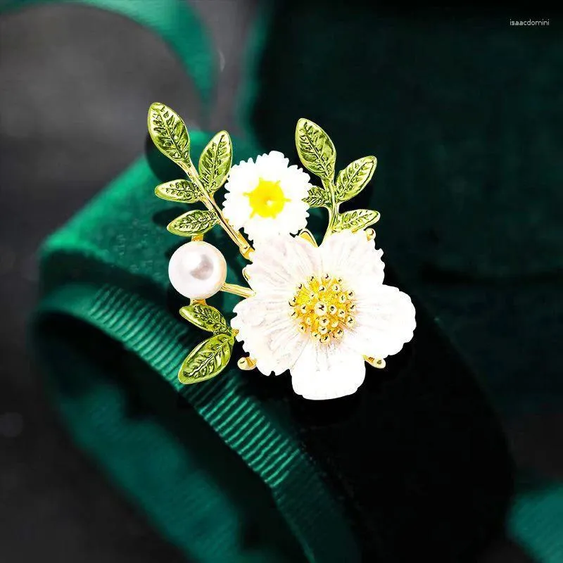 Broches imitação de moda pérola margarida broche para mulheres elegantes trajes de vestido de flores de luxo de lapela pino de festas de casamento jóias