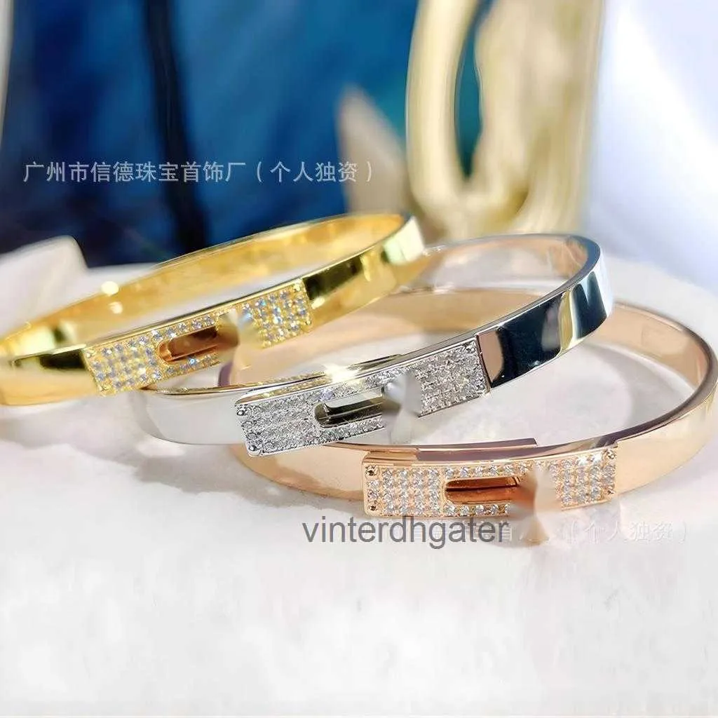 High-end Luxury H Home Bangle Kelly Bracelet 925 Pure Silver Electroplated 18K Gold Button Full Diamond Elegant Fashion Simple Sweet Couple