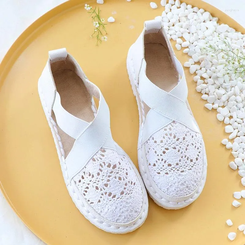 Chaussures décontractées en dentelle de dentelle élastique à pied plate paresseuse à pied une pédale loisir littéraire et sandale pour femmes confortables et sandales