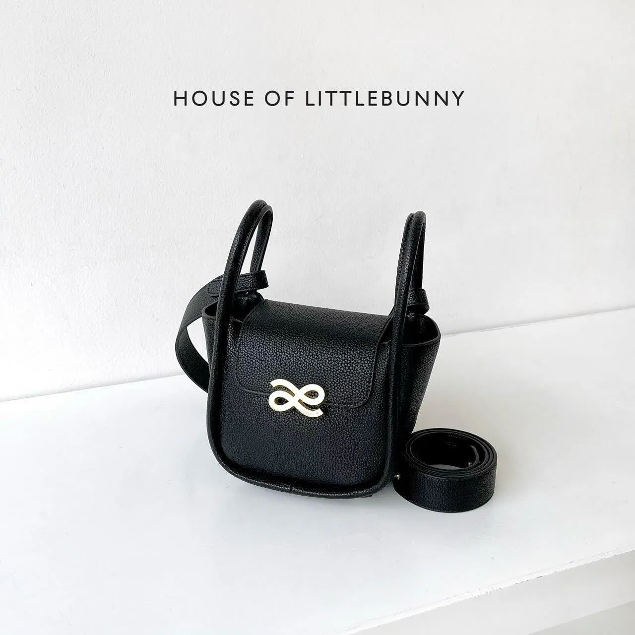 [KWANI]Tate Ruched Bag Mini Black+Tate Strap★日本ミイプハ KWANI]Tate Ruched Bag Mini Black+Tate Strap☆日本ミイプハ
