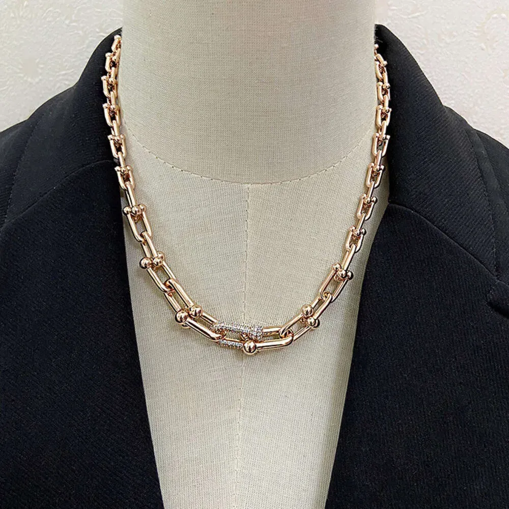 Halskette Tiffanies Materialien Luxus Klassiker Stil Schmuck kalte Familie Mikro eingelegt U-förmige Halskette Ins Designer Mädchen Geschenk TIFF 15zw