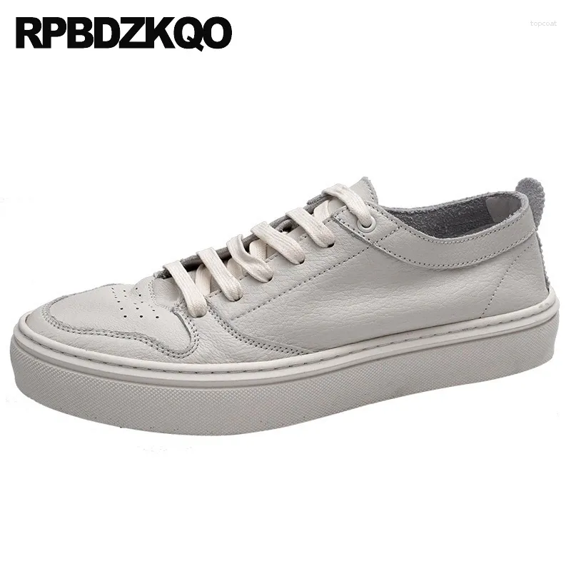 Plateforme de chaussures décontractées Trainers doux baskets blanc véritable réel cuir italien hommes 2024 Skate de mode coréen respirant