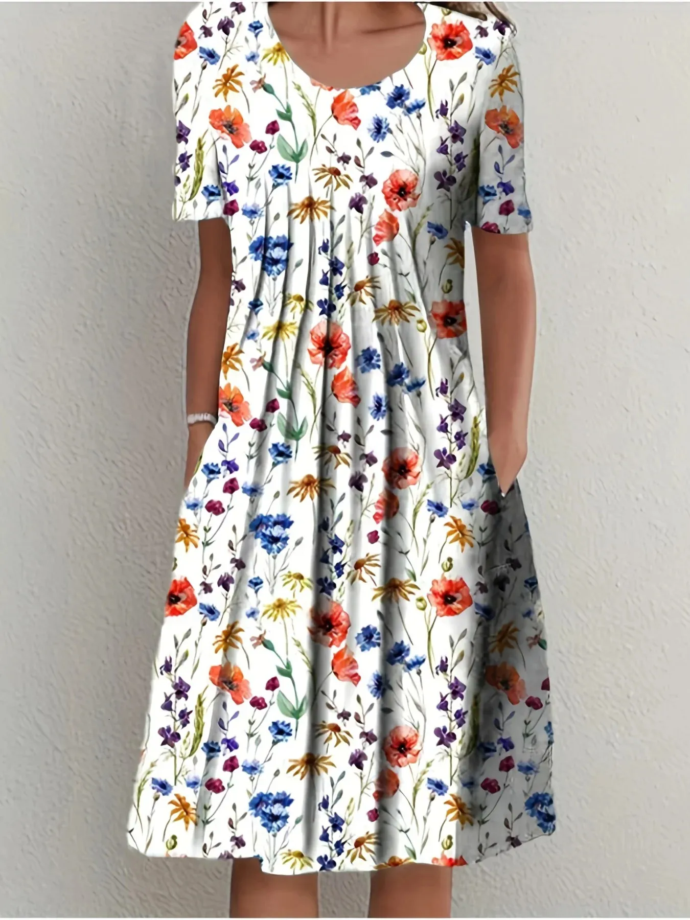 Frühlings- und Sommer-Damen eleganter großer Rock runden Hals gedrucktes kurzärmeliges Kleid 240418