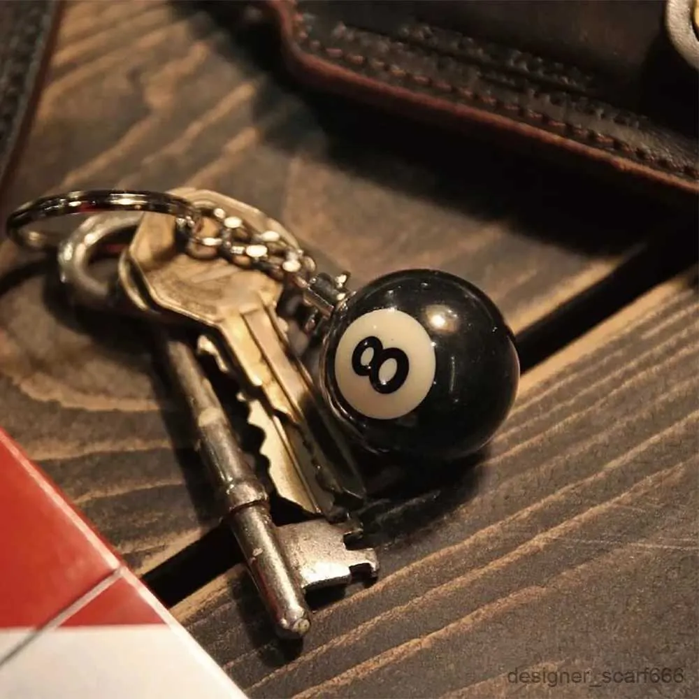 Keychains Lanyards 25mm svart nr 8 biljard nyckelring mini boll hänge nyckelring harts Keyring bar bordsdekoration smycken spel souvenir gåva