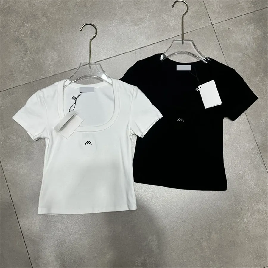 T-shirts aux femmes à cou basse t-shirts brodés blanc noir t-shirt femme luxe à manches courtes
