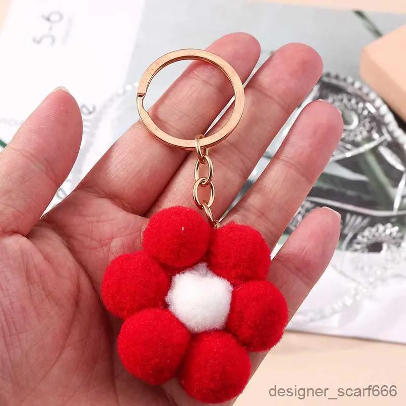 Nyckelringar Lanyards Fashion Red Flower Keychains For Car Key Festival Presents For Women Men Handbag Purse Hanging Keyrings Diy Jewelry Accessories