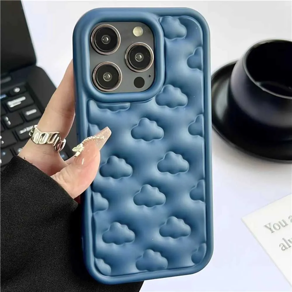 Caisses de téléphone portable coréen mignon 3D Cloud Color Couleur de téléphone en silicone doux iPhone 15 Pro Max 11 12 14 Pro Max Shock Protection Cover J240509