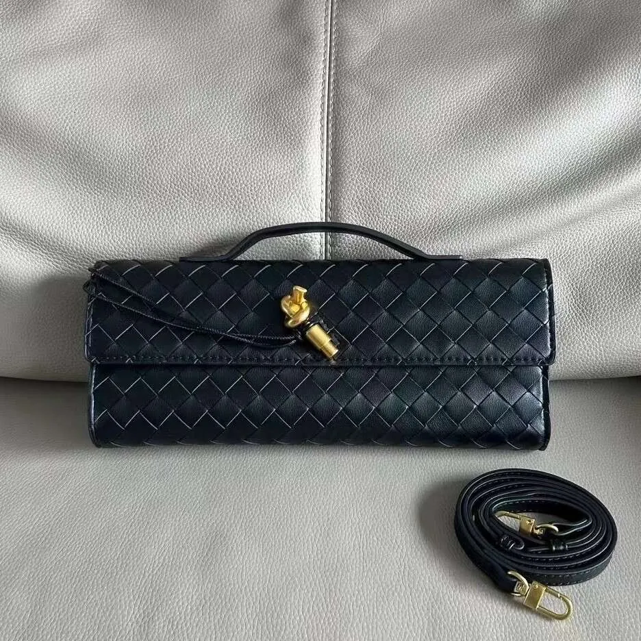 Lockable Handbag Elegant Woven Handbag with Lock Closure - New Light Luxury Design, Shop ...