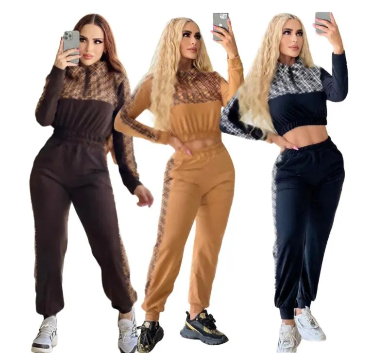 Nevel Exposed Sexy Tracksuits Kobiety Zestawy Dwuczęściowe zestawy Spring Rome Stroje Niestety z kapturem Top i spodnie do joggingu Zestaw garnitury