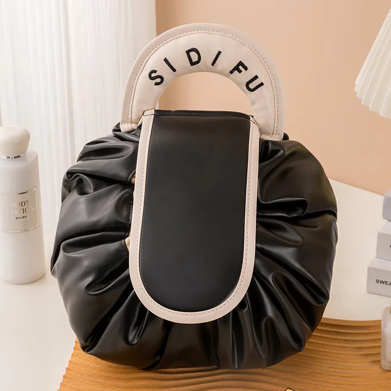 Lazy Cosmetic Bag PU wasserdichtes Kordelkordel -Toilettenbeutel große Kapazität Frauen tragbarer Aufbewahrungsbeutel faltbare Reise Handtasche