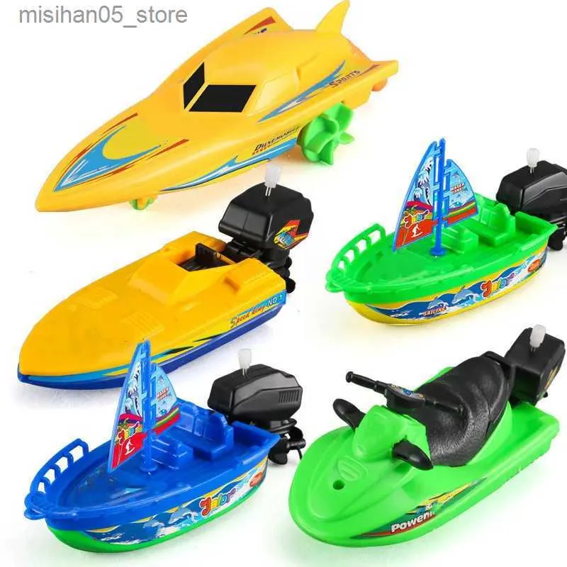 Sand Play Water Fun Speed Boat Ship Wind Up Toy Bath Toys Docuting Toys Float in Water Childrens classici giocattoli Windup Toys Q240426