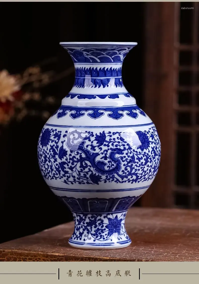 Vazolar Jingdezhen mavi ve beyaz porselen ince kemik Çin vazo şakayık dekore edilmiş yüksek kaliteli seramik
