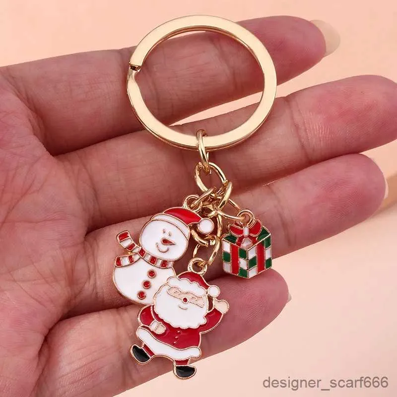 Keychains Lanyards Cartoon Santa Claus Kelechains ENAMEL CONDIONNEMENTS SNOGE CONDIONNE