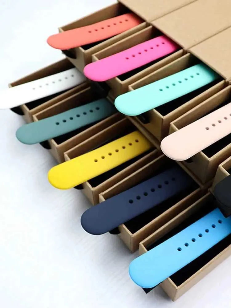 Watch Bands Silicone strap for Watch 44mm 40mm 45mm 41mm 49mm 42mm 38mm 44mm sports bracelet iWatch series 9 8 7 SE 6 5 4 Ultra 2 240424