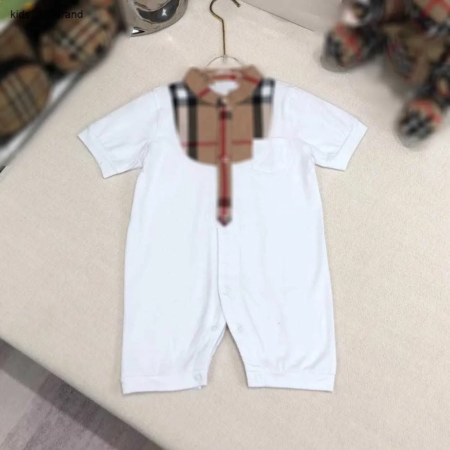 Nieuwe pasgeboren jumpsuits zomer peuter kleding maat 52-90 cm Checker splicing baby crawling pak korte mouwen baby bodysuit 24april