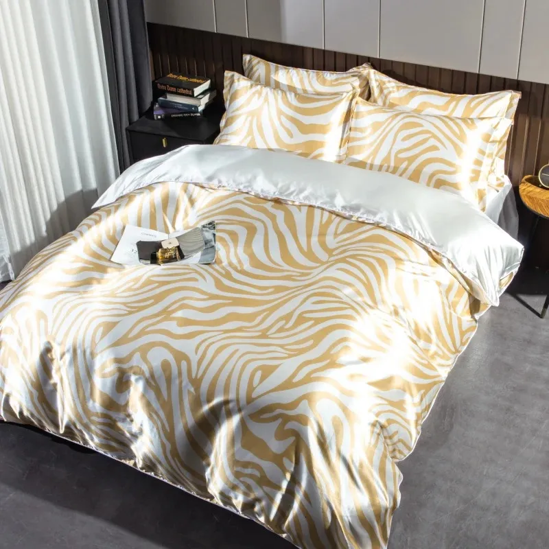 Luxus natürliche Seidenbettwäsche-Set High-End-Druck seie Satin-Quilt-Abdeckung Einzel-Doppel-Queen-Size-Drucken Duvet Cover Set 240422