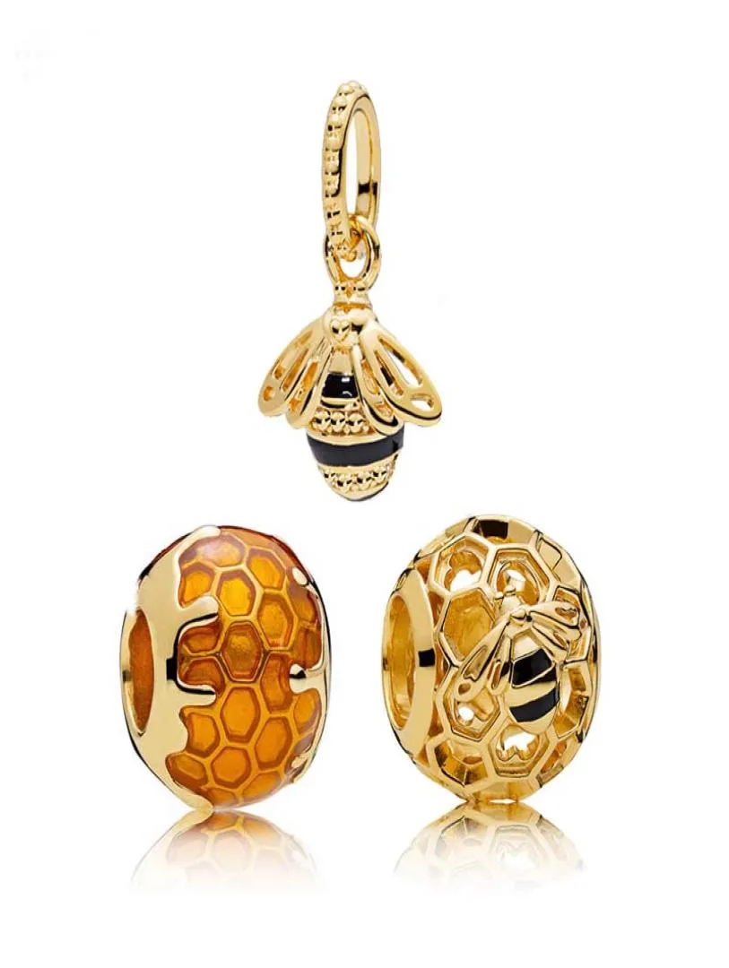 Populär högkvalitativ 925 Sterling Silver Fashion Gold Bee and Honeycomb Söt charm för halsbandsmycken Fashion Accessories DIY GI6232691