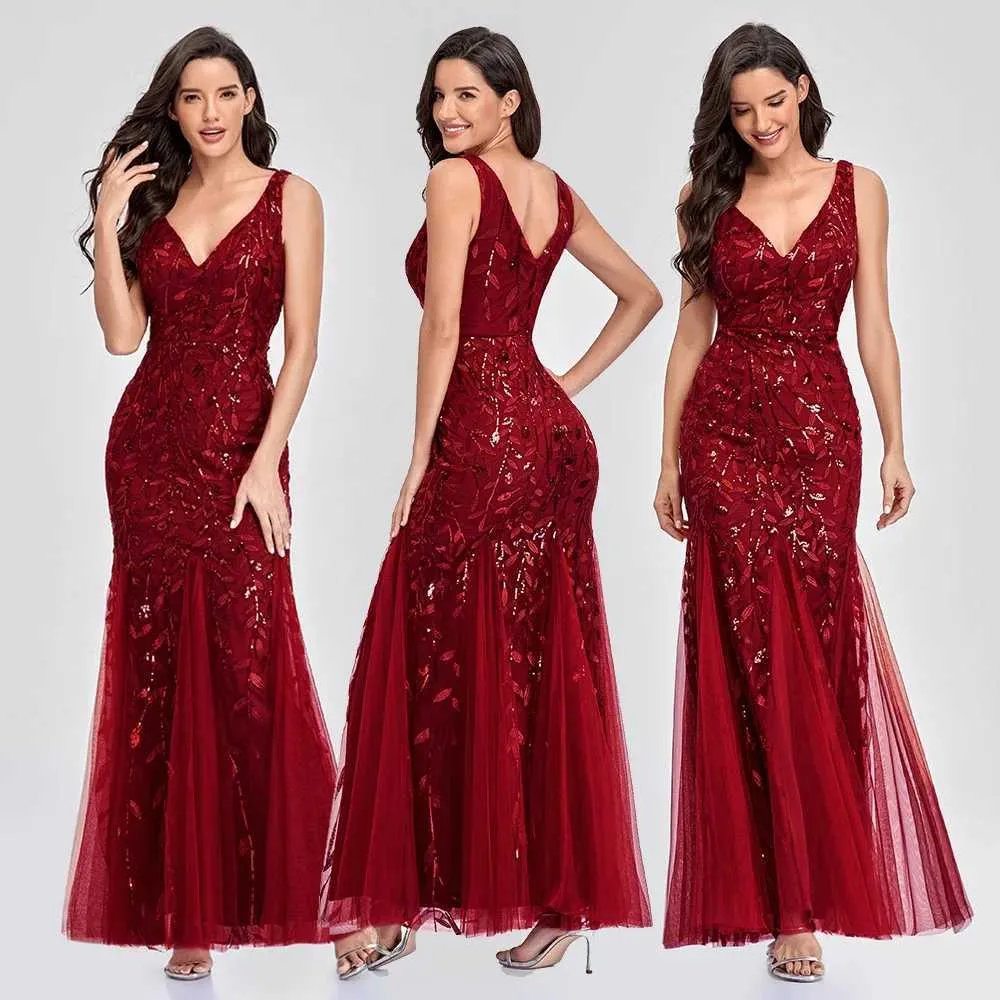 Runway Dresses Womens strapless embroidered beaded fabric ball dress V-neck elegant little mermaid dress formal party dress Abiti leather salad robe Y240426