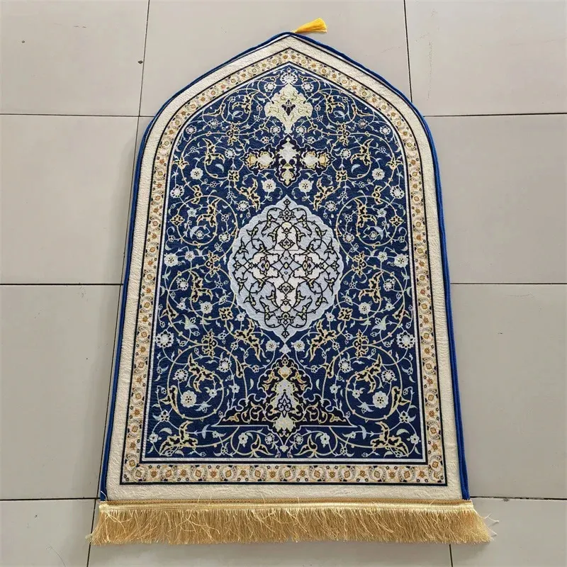 Bohemia Gedrukte gebedsmat voor moslim Ramadan flanellen tapijtaanbidding knielen Embossing Nonslip Soft Travel Tapijt Kinderen volwassen 240418