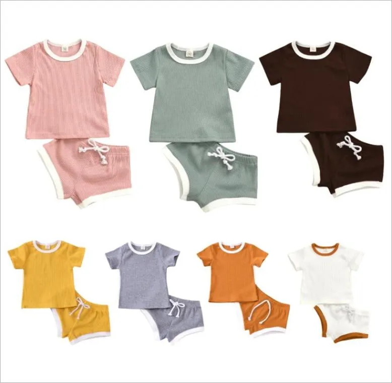 Baby Designs Roupas Conjuntos de roupas infantis tampas sólidas shorts roupas listradas listrada listrada calça tshirts ternos ternos de crianças Summer 6877258