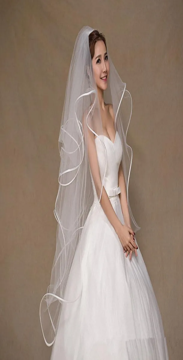 En stock, rassemblez 80 cm Veaux de mariée de long