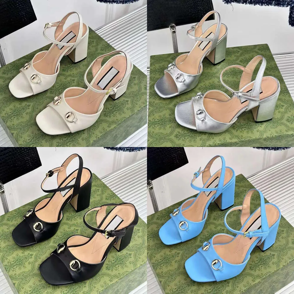 Donne Summer Fashion Sandals Designer comodo tacchi alti semplici dita dei piedi romani eleganti scarpe da ufficio a colori solidi