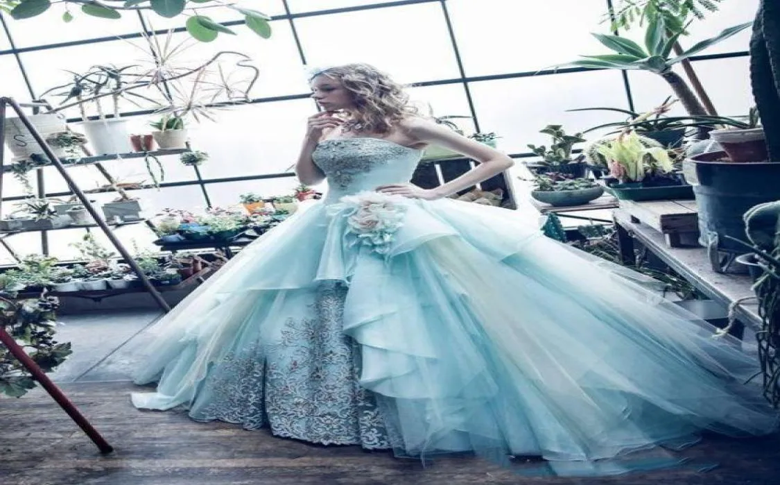 2019 Mint Green Ball Gown Quinceanera Dresses Gowns Princess Crystal Prom Dress Sweet Ball Gowns Formal Special Occasion Evening P4037021
