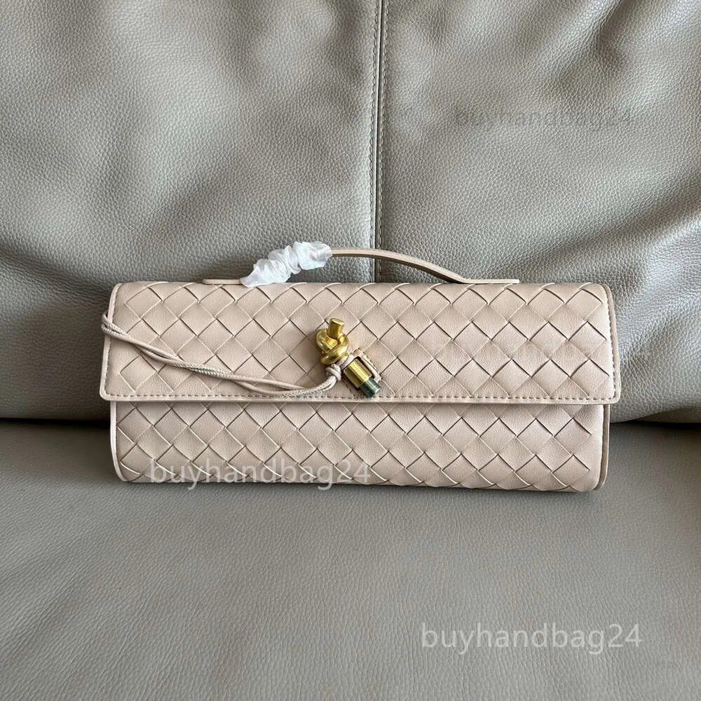 2024 Designer Bag Clutch Andiamo BotteAg Venetas väskor Lädervävd Womens Evening Light Luxury High-End Hand-Helda Style Handbag 2 LXHV