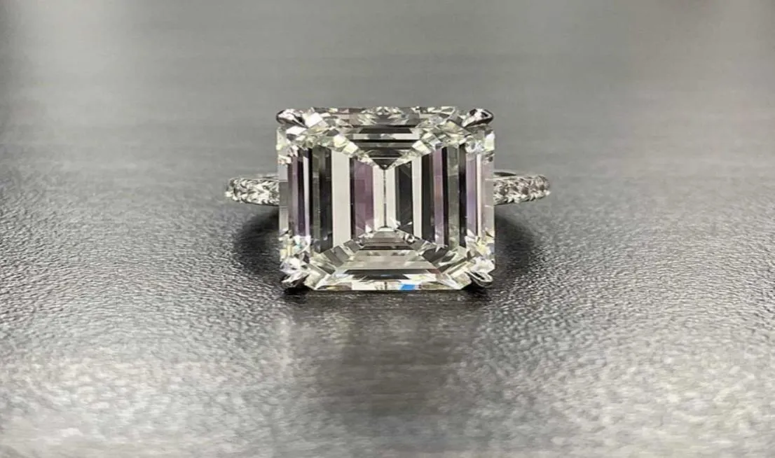 Luxo 100 925 prata esterlina criada Emerald Cut 4Ct Diamond Wedding noivado Cocktail Women Rings Fine Jóias finas x078645626247757