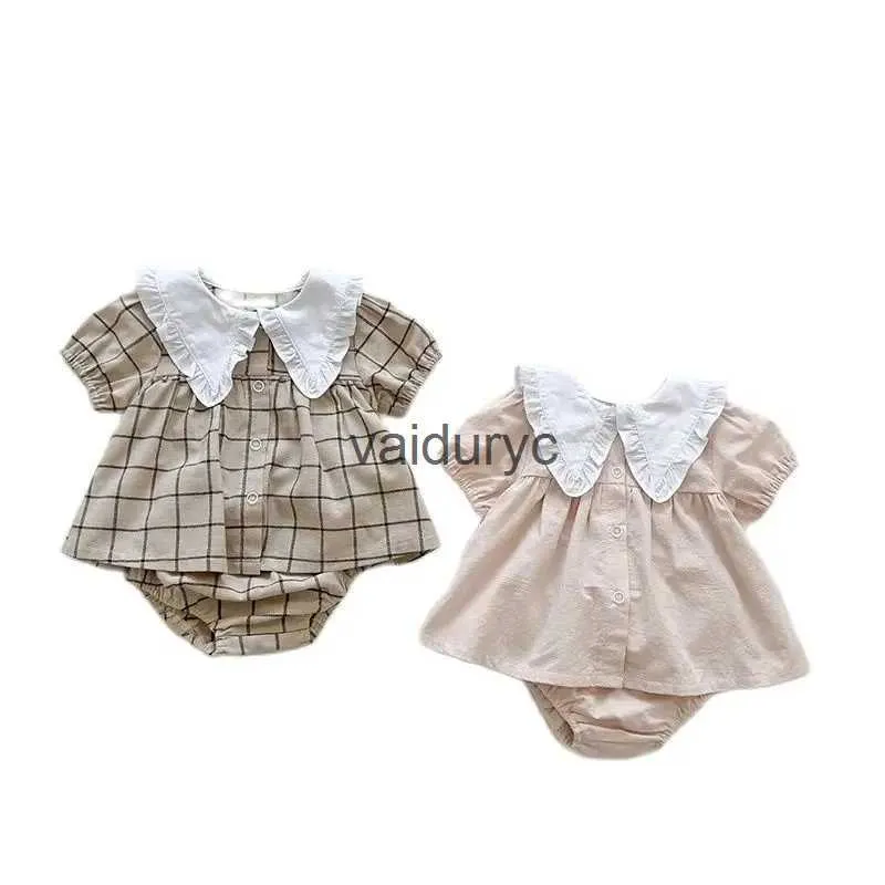 Ensembles de vêtements 2pcs Design à plaid de mode Big Collar Toddler Baby Tee Baby Tee et Blooders Cost Cute Princess Baby Clothing Set Tenfit H240426